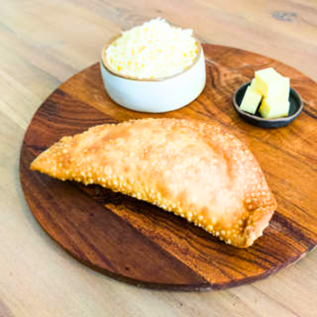 Pack de 40 unidades Empanadas Congeladas de 22 cm Rellenas de Queso.